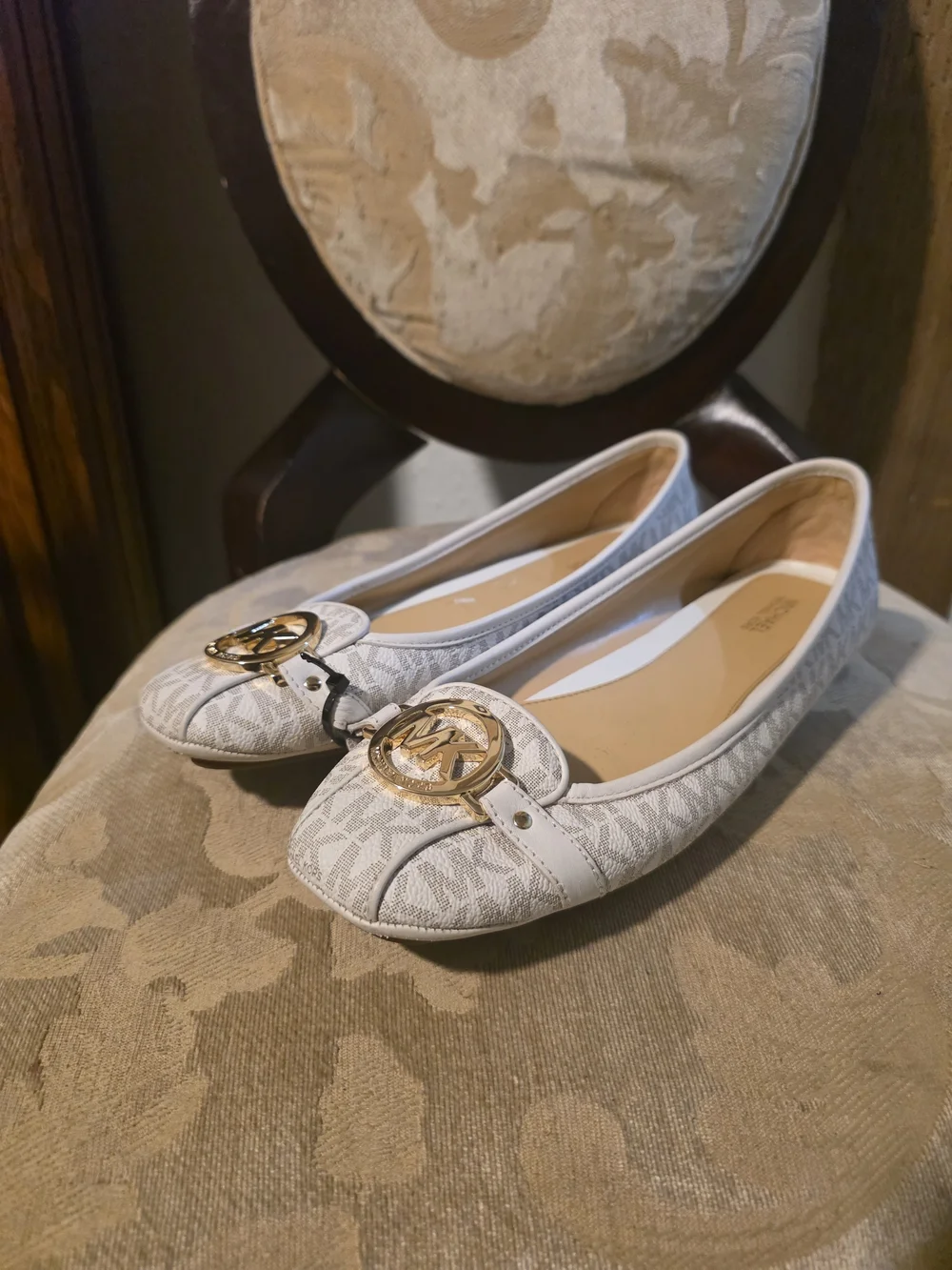 Michael Kors White Logo Ballet Flats with Gold Emblem